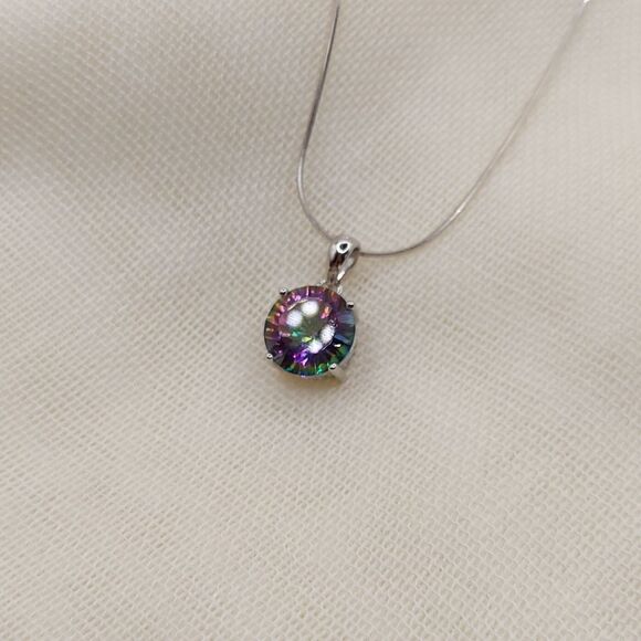 4.8 Carat Mystic Quartz Rainbow S925 Sterling Silver Pendant and Necklace - Picture 8 of 13
